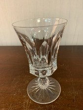 16 Water Glasses Model